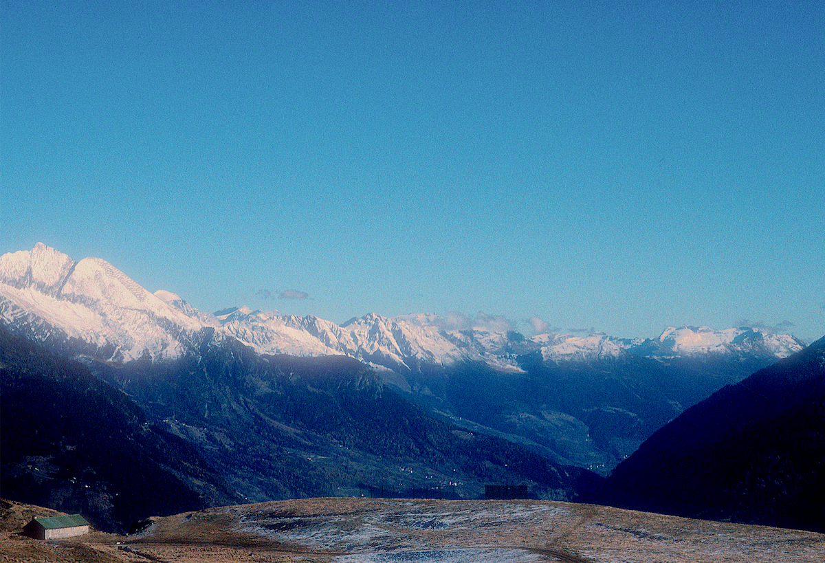 Gotthard Pass, Uri/Ticino photo © Thomas Deckker 1996