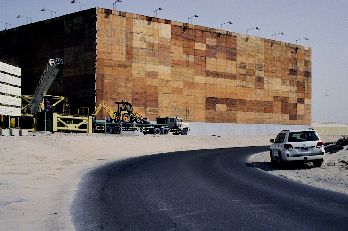 Thomas Deckker: Building under Construction, Abu Dhabi