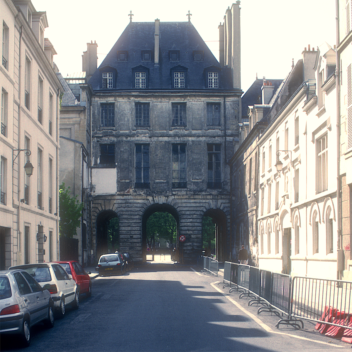 Louis Métezeau: Place Royale, Paris (1604) © Thomas Deckker 1996