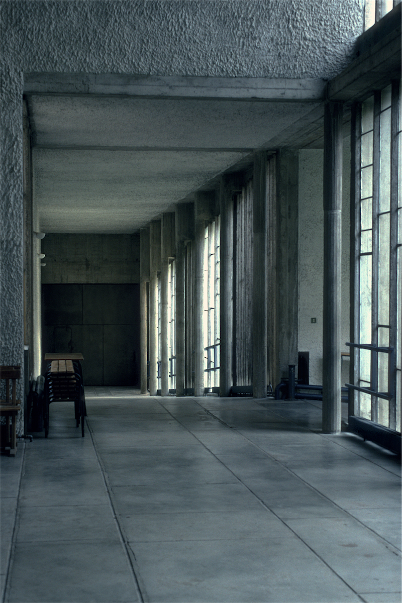 Le Corbusier: Maison Jaoul, Paris photograph © Thomas Deckker 1982