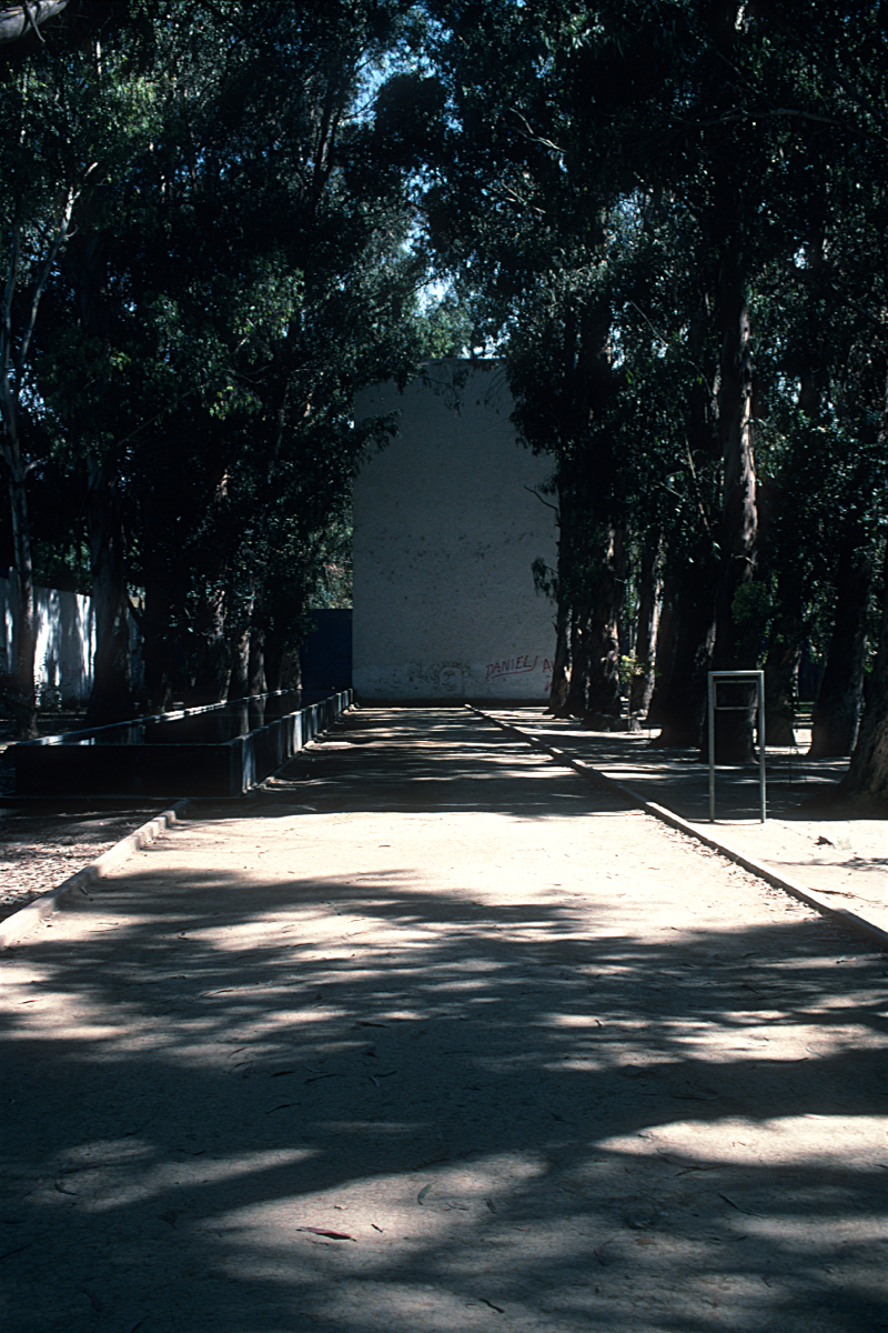 Luis Barragan: Las Arboledas, Mexico City